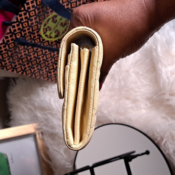 Christian Dior Caro Orchid Long Wallet - Picture 6 of 17